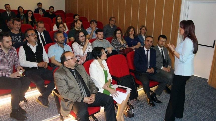 Denizli&rsquo;de, Acil Servislerde G&ouml;revli Pratisyen Hekimlere Eğitim Verildi