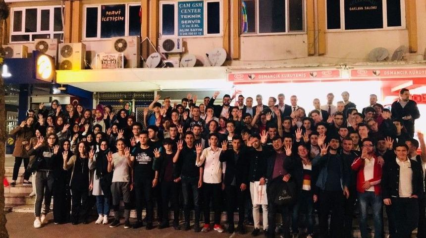 Ispartalı Gen&ccedil;ler Cumhurbaşkanı Erdoğan&rsquo;ın Grup Toplantısına Katıldı