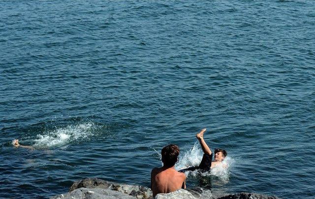 İstanbul’da Sıcaklar Etkisini Göstermeye Başladı