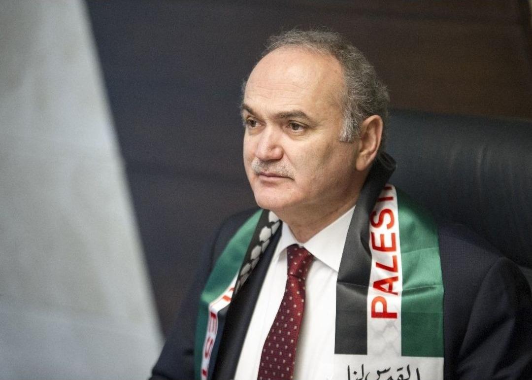 Bakan &Ouml;zl&uuml; Down Sendromlu Filistinli Muhammed&rsquo;i Kabul Etti