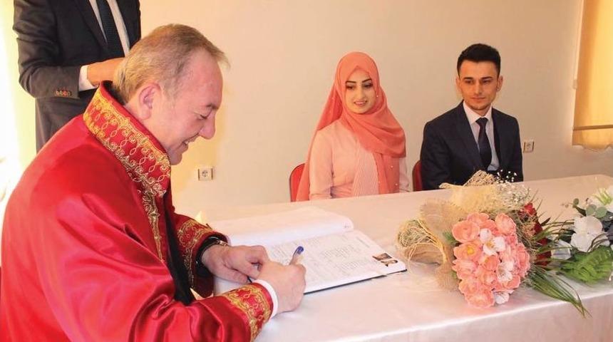 Sungurlu&rsquo;da 2017 Yılında 279 &Ccedil;ift Evlendi