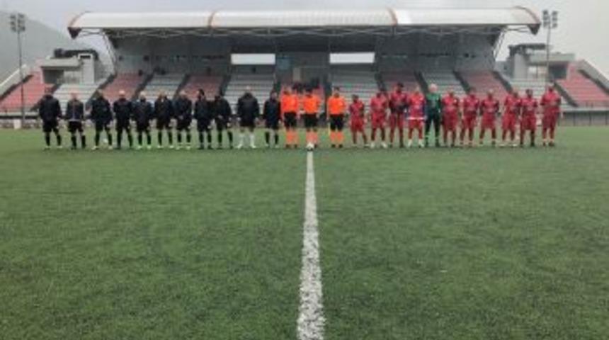 Didim Masterler Takımı Liderliğe Kuruldu