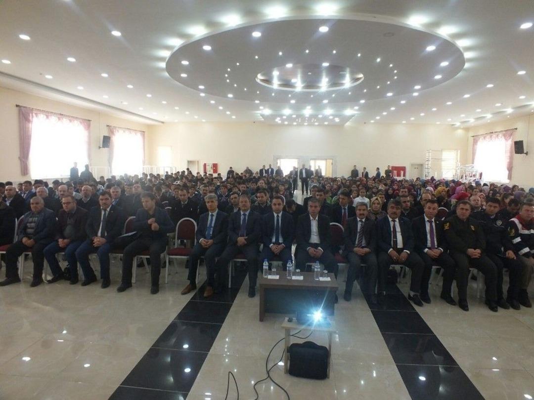 Niğde&rsquo;de Kur&rsquo;an- Kerim G&uuml;zel Okuma Yarışması D&uuml;zenlendi