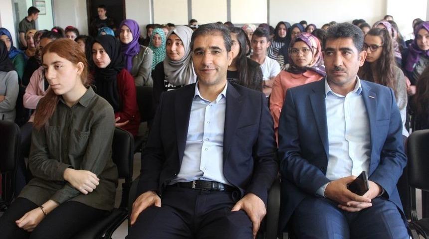 Kahta&rsquo;da &Ouml;ğrencilere Kud&uuml;s Sunumu