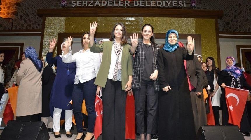 Ak Parti Şehzadelerde T&uuml;lay Şent&uuml;rk G&uuml;ven Tazeledi