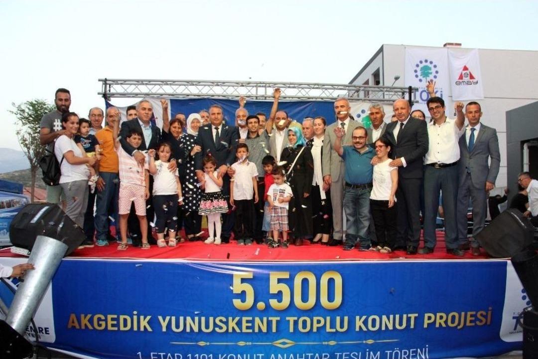 Yunuskent&rsquo;te Bin 101 Konutun Anahtar Teslim T&ouml;reni Yapıldı