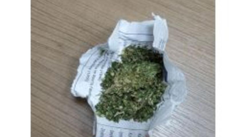 Kuşadası&rsquo;nda Uyuşturucu Operasyonu