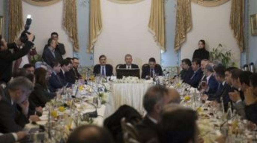 Ey&uuml;psultan&rsquo;a 12 Aile Hekimliği Ve İki Devlet Hastanesi Geliyor