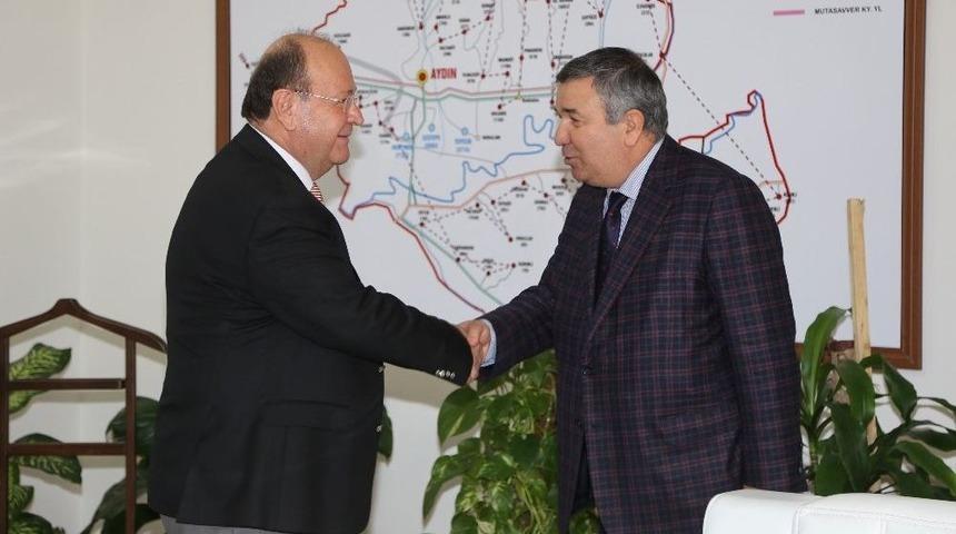 Başkan &Ouml;zakcan Meslektaşlarını Ağırladı