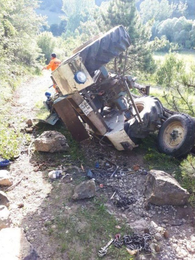 Liseden Mezun Olan Genç, Traktörün Altında Kalarak Hayatını Kaybetti