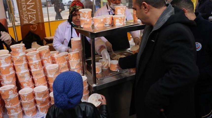 Gaziantep&rsquo;te 5 Bin Kişiye Kurtuluş Pilavı