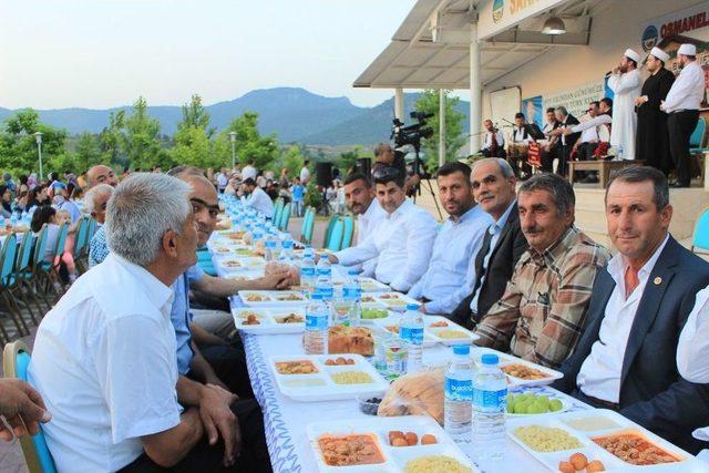 Bakan Yardımcısı Daniş, Osmaneli Halkı İle İftar Yaptı