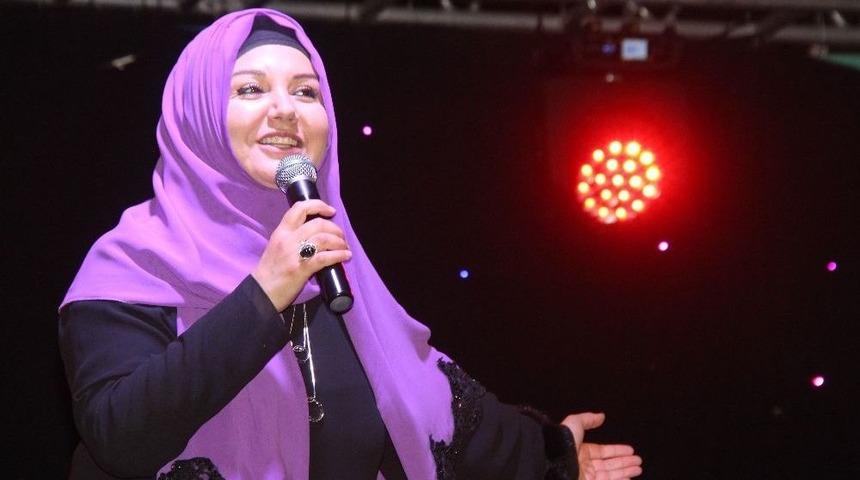 İkbal G&uuml;rpınar: &ldquo;15 Temmuz&rsquo;u, Suriyelilere Kapılarımızı A&ccedil;tığımız İ&ccedil;in Atlattık"