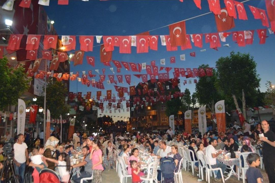Yeşilli Kiraz Festivali Coşkuyla Ger&ccedil;ekleşti