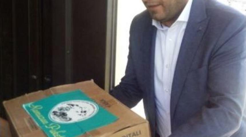 Burukanlar Derneğinden Ramazan Yardımı