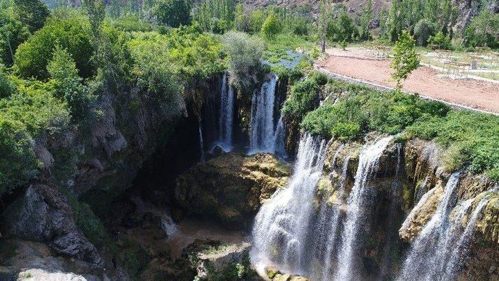Göksu Şelalesi Ziyaretçilerin Uğrak Mekanı Haline Geldi G5