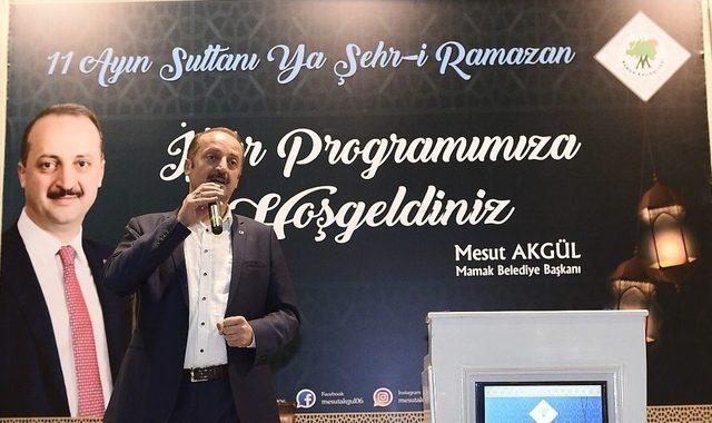 Kanaat Önderleri Ve Muhtarlar İftarda Bir Araya Geldi