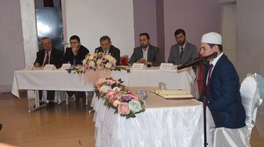 Kur&rsquo;an B&uuml;lb&uuml;lleri Yarıştı