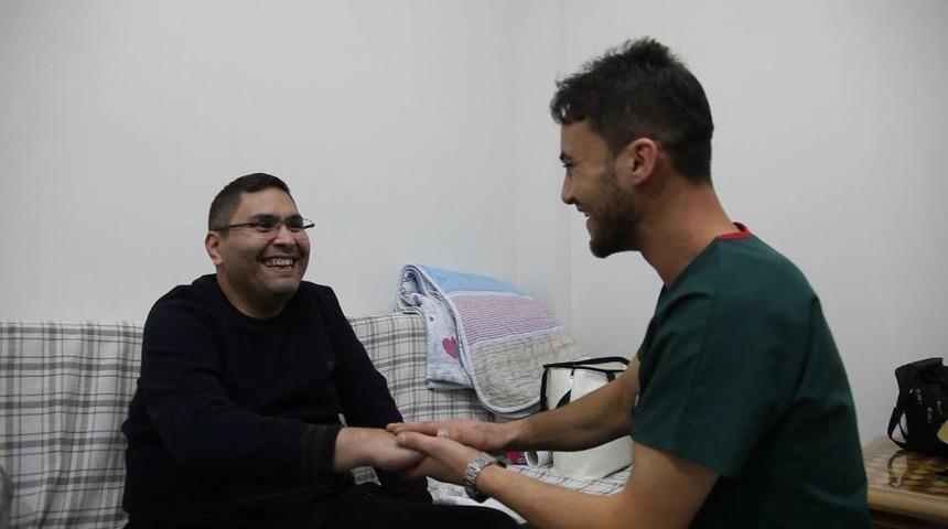 Bakıma Muhta&ccedil; Kişilere Evlerinde Bakım Hizmeti