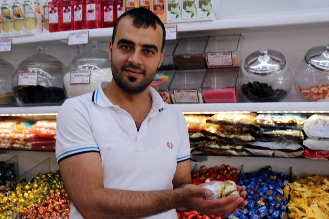 Bayram Şekerleri Tezg&acirc;hları S&uuml;slemeye Başladı