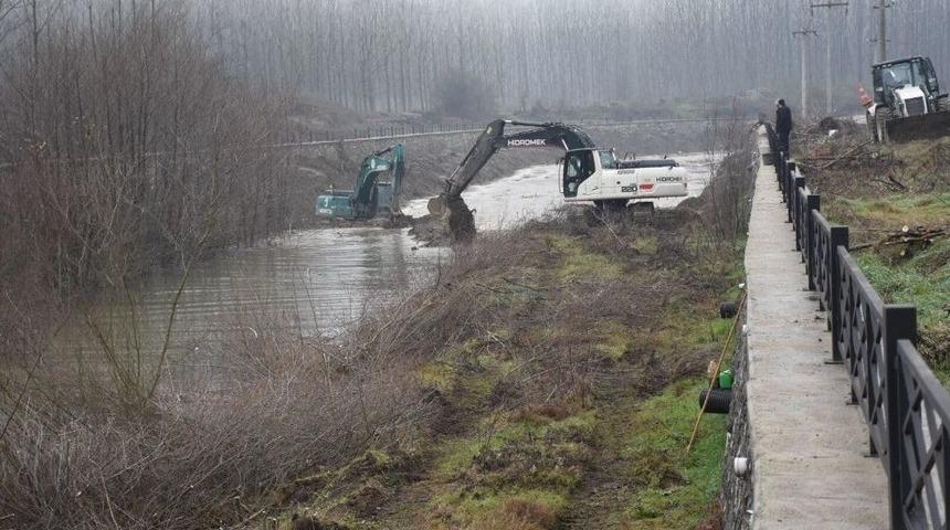 Asar Deresi Temizleniyor