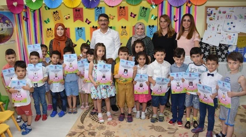 Şehzadeler&rsquo;in Minikleri Karne Heyecanı Yaşadı