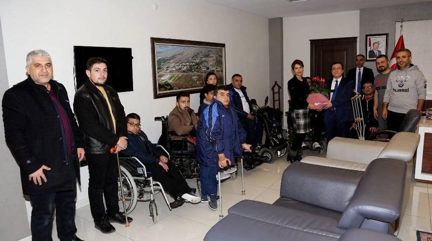 Engelli Sporculara Tesis Desteği