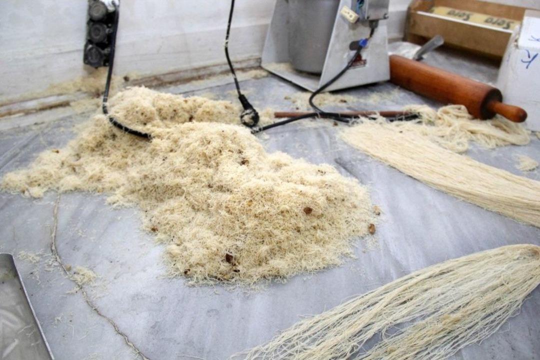 Bayram &Ouml;ncesi Tatlı İmalathanelerine Baskın