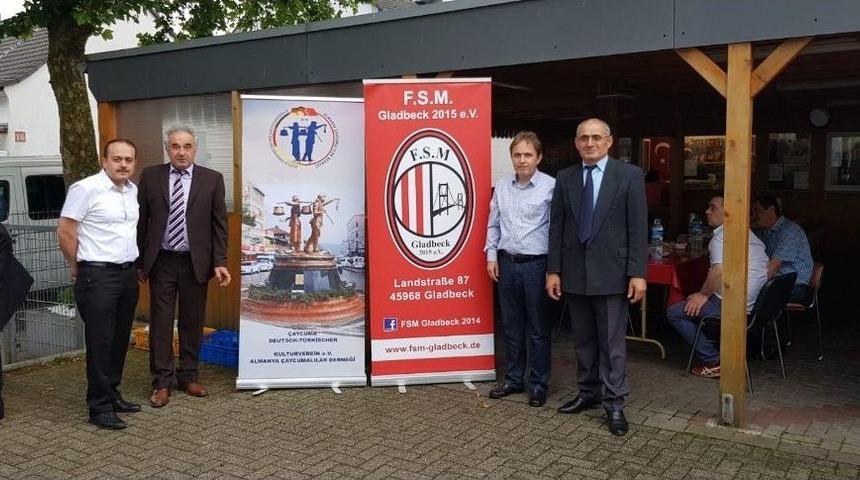 Almanya Ve &Ccedil;aycumalılar&nbsp; Derneği Ve Fsm Gladbeck İftar Programı D&uuml;zenledi
