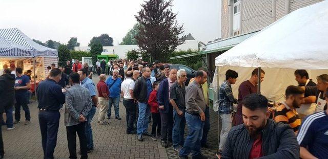 Almanya Ve Çaycumalılar  Derneği Ve Fsm Gladbeck İftar Programı Düzenledi