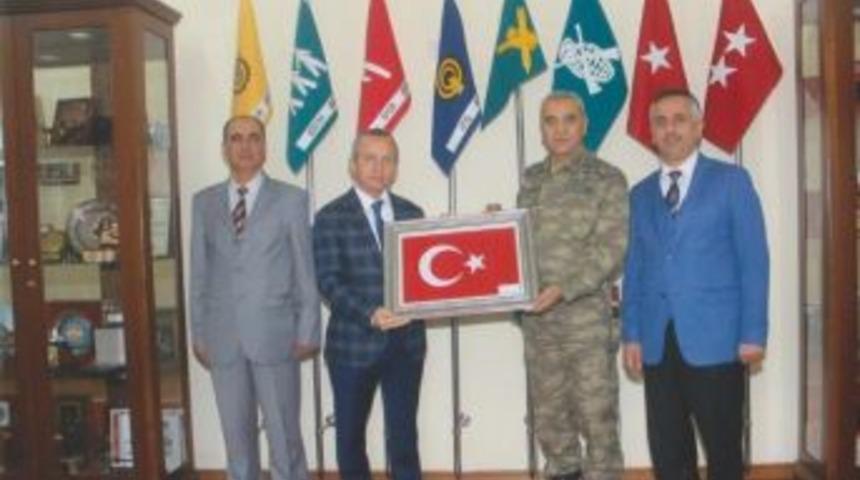 Eğirdir Dağ Komando Okulu Kapılarını Gen&ccedil;lere A&ccedil;ıyor