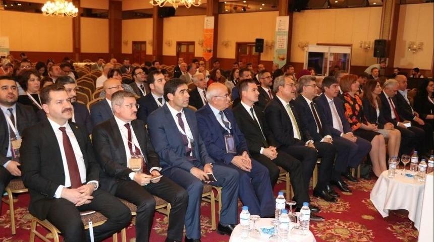 Nevşehir Belediyesi Uluslar Arası Kongrede İki &Ouml;d&uuml;l Birden Aldı