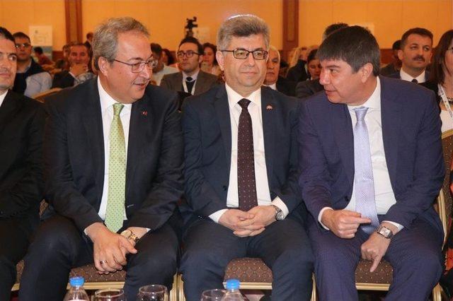 Nevşehir Belediyesi Uluslar Arası Kongrede İki Ödül Birden Aldı