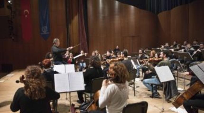T&uuml;rksoy Anadolu Senfoni Orkestrası Anadolu &Uuml;niversitesi&rsquo;nde Sahne Alacak