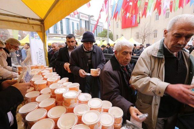 Gaziantep Savunmasında 6 Bin 317 Şehit İçin Hatim Duası Okundu