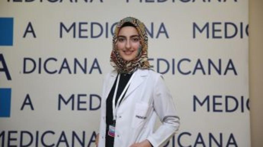 Diş Hekimi Hatice Nevvare B&uuml;y&uuml;kcam: &ldquo;diş Sağlığınızı &Ouml;nemseyin&rdquo;