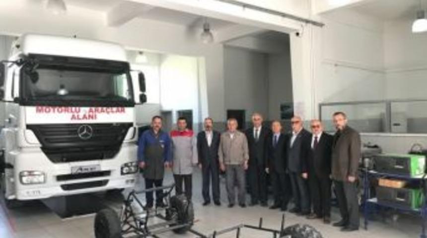 Mesleki Ve Teknik Anadolu Lisesi Mezunları 3. Kez Buluşacak