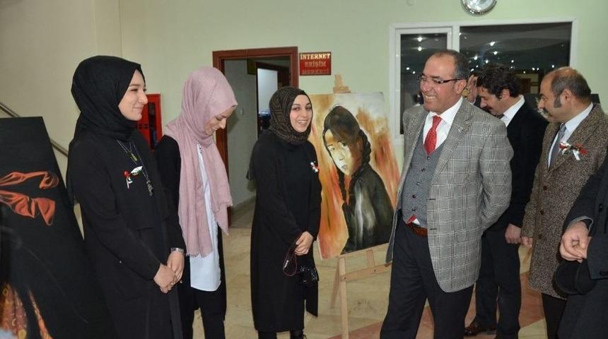 Gen&ccedil; Ressamlar Sergi A&ccedil;tı