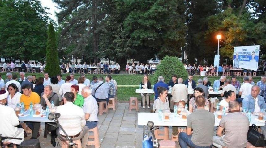 5 Bin T&uuml;rk Soydaş İftarda Buluştu