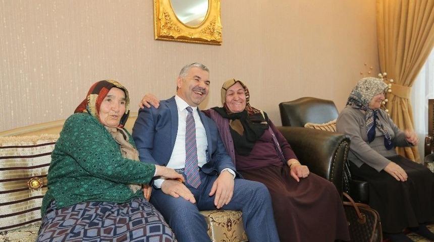 Bir Başkandan Daha Fazlası