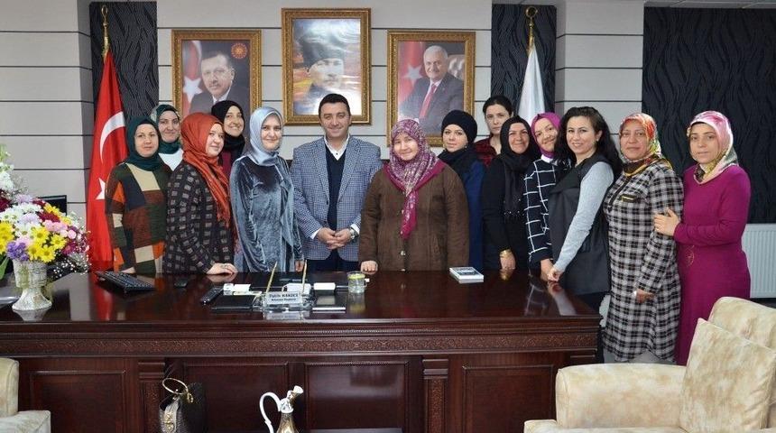 Ak Parti Kadın Kollarından Başkan Bakıcı&rsquo;ya Ziyaret