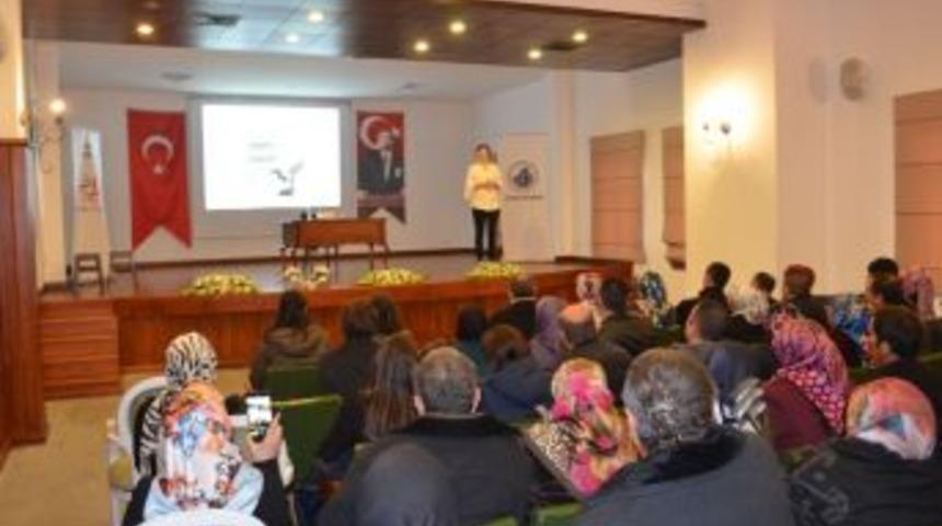 Altındağ&rsquo;da Anne Ve Baba Olmak İ&ccedil;in Ehliyet Kursu Başladı