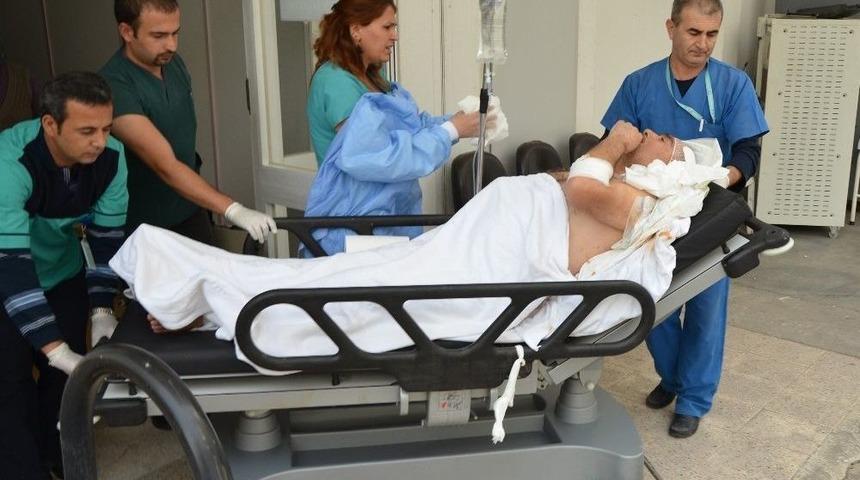 Milas’ta Tırın Çarptığı Sürücü Ağır Yaralandı