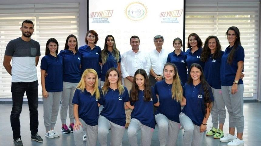 Boz&uuml;y&uuml;k Belediyesi Bayan Voleybol Takımı Kritik Virajda