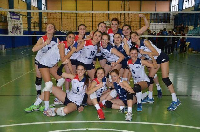 Bozüyük Belediyesi Bayan Voleybol Takımı Kritik Virajda