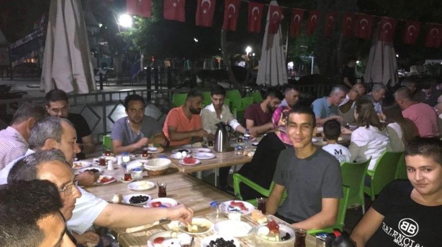 Esendağ Ve Duracık Manisa’da Dualarla Anıldı