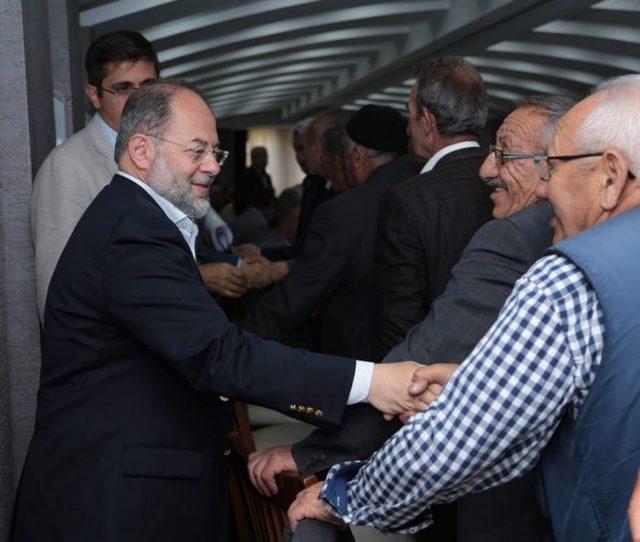 Başbakan Yardımcısı Akdağ, Muhtarlarla Bir Araya Geldi