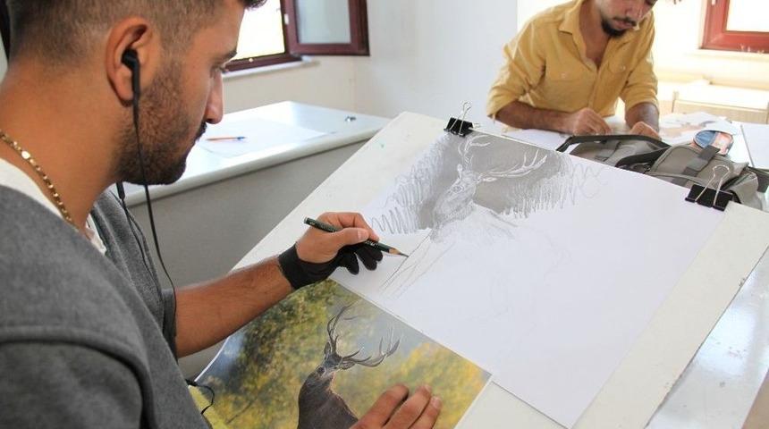 A&uuml; &Ouml;ğrencileri Yetenek Sınavlarına Hazırlayacak