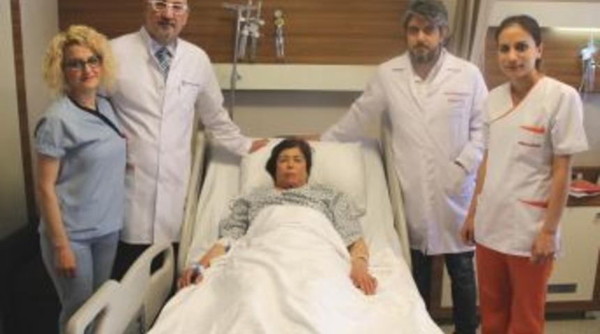 Tıp Literat&uuml;r&uuml;ne Ge&ccedil;en Ameliyat