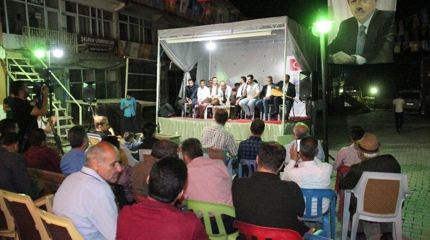 Şemdinli Belediyesinde &lsquo;dengbejler&rsquo; Gecesi